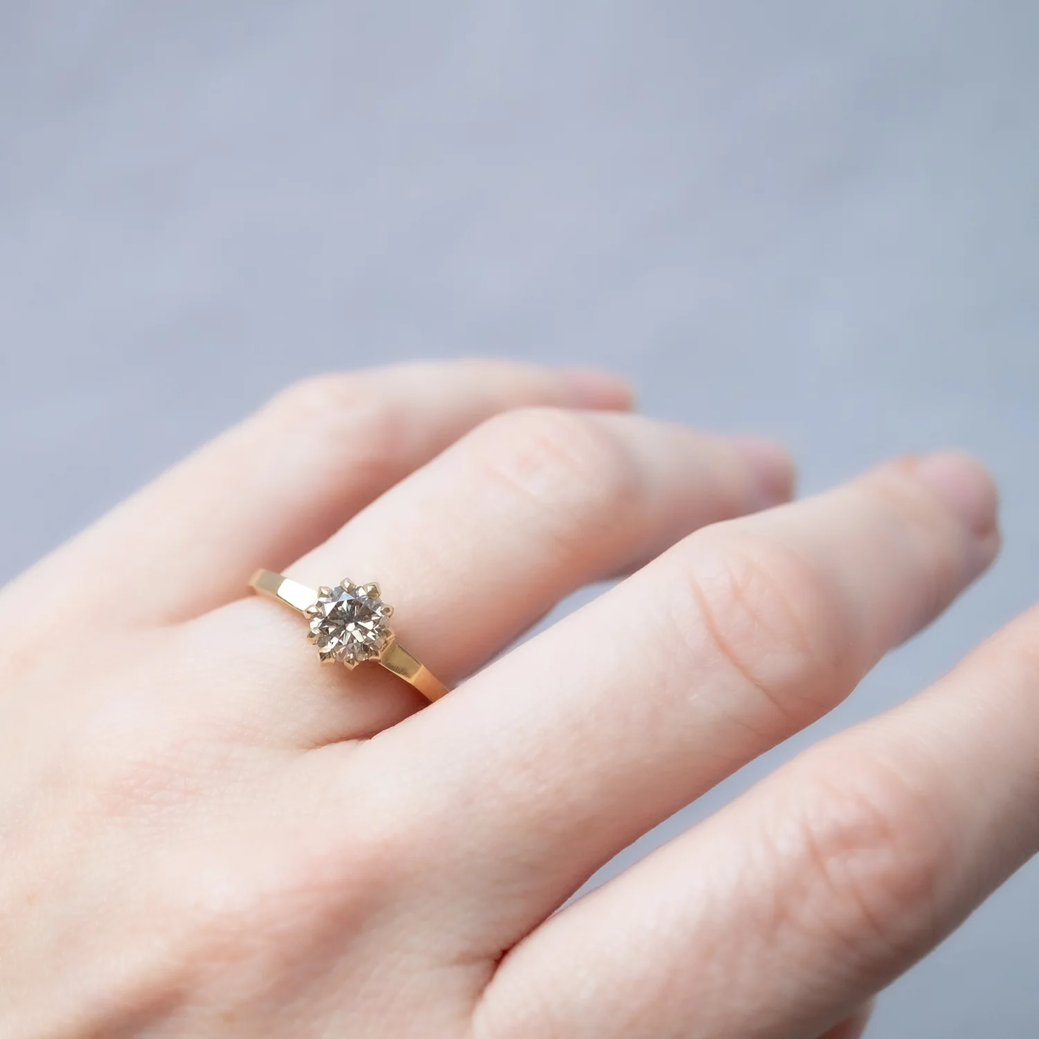 Champagne Diamond Soirée Ring - Image 6