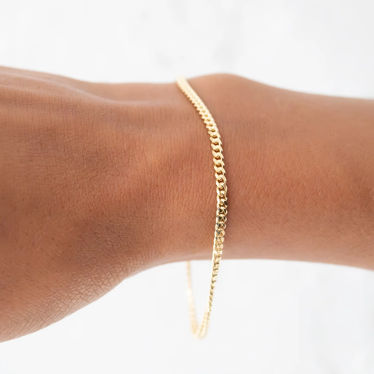 Thick Curb Chain Bracelet - Image 2