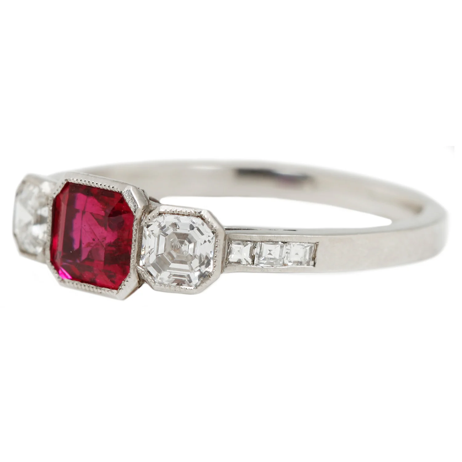 Art Deco Ruby & Diamond Ring - Image 3