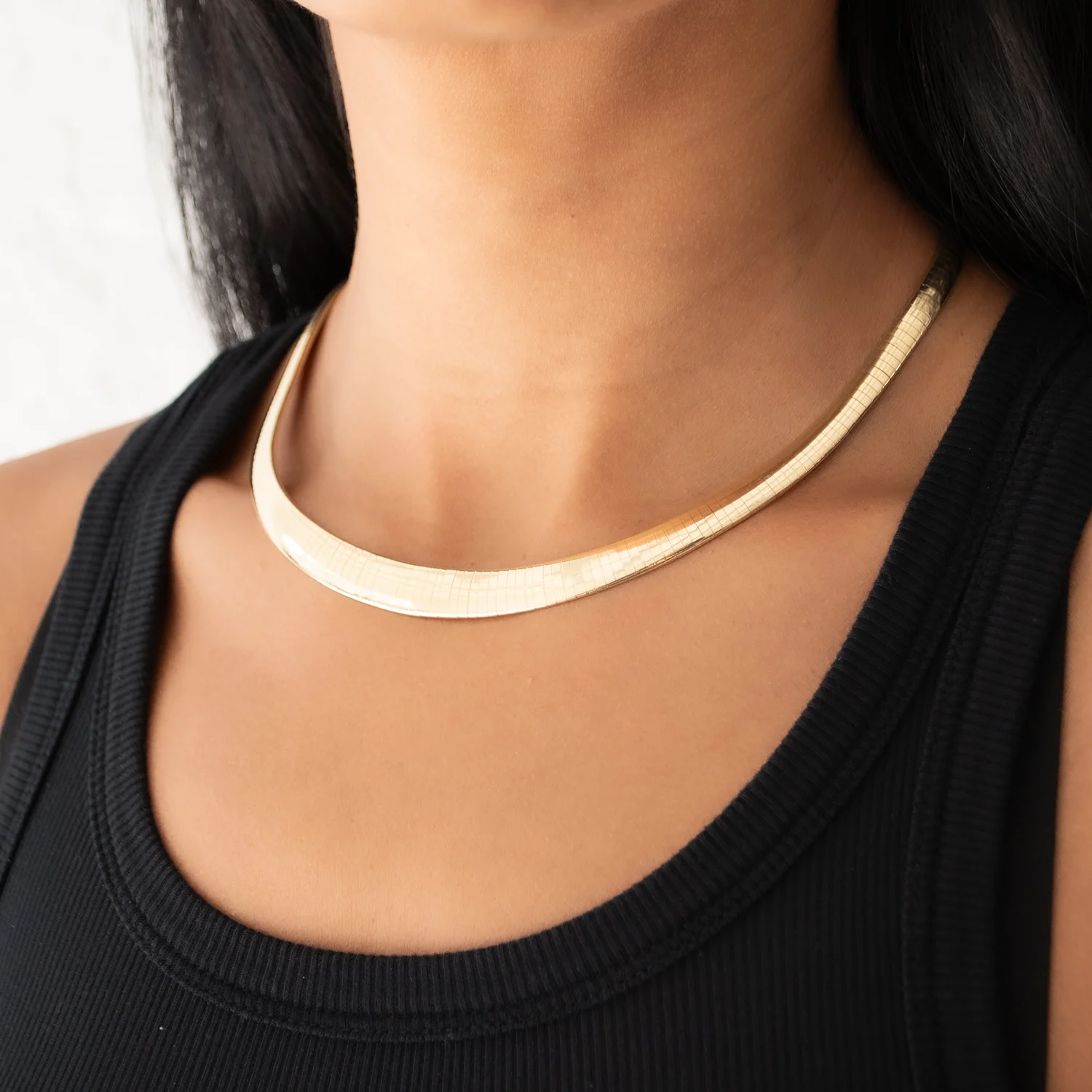 Gold Vintage Omega Necklace - Image 2