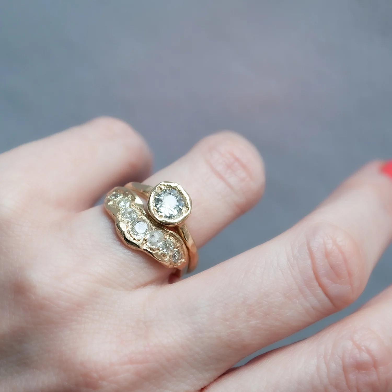 X Old Cut Diamond V Shape Scatter Ring - Image 6